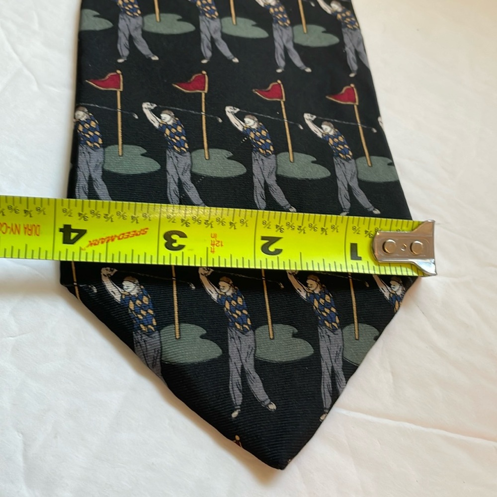 Pebble Beach golf necktie tie 100% silk USA made 56” X 4” black with golfer - Picture 3 of 6